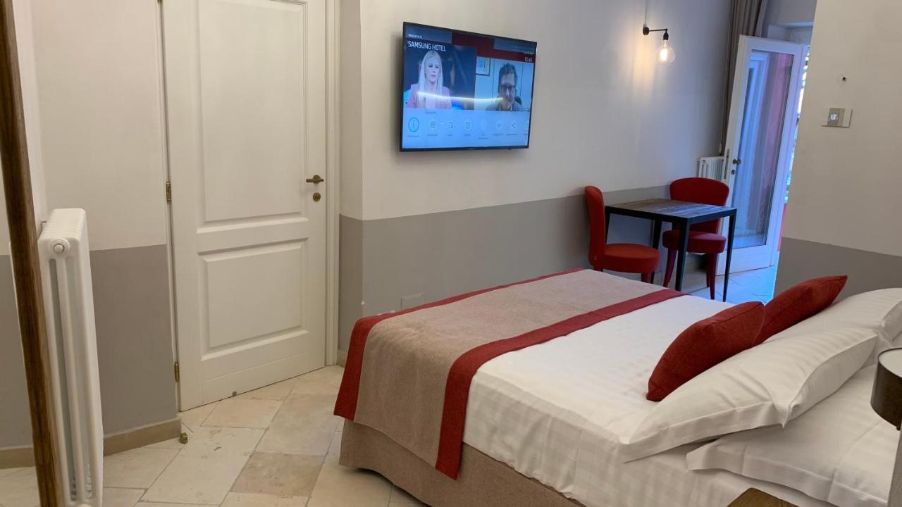 Dimora Del Leone Gaeta Bed & Breakfast Exterior photo