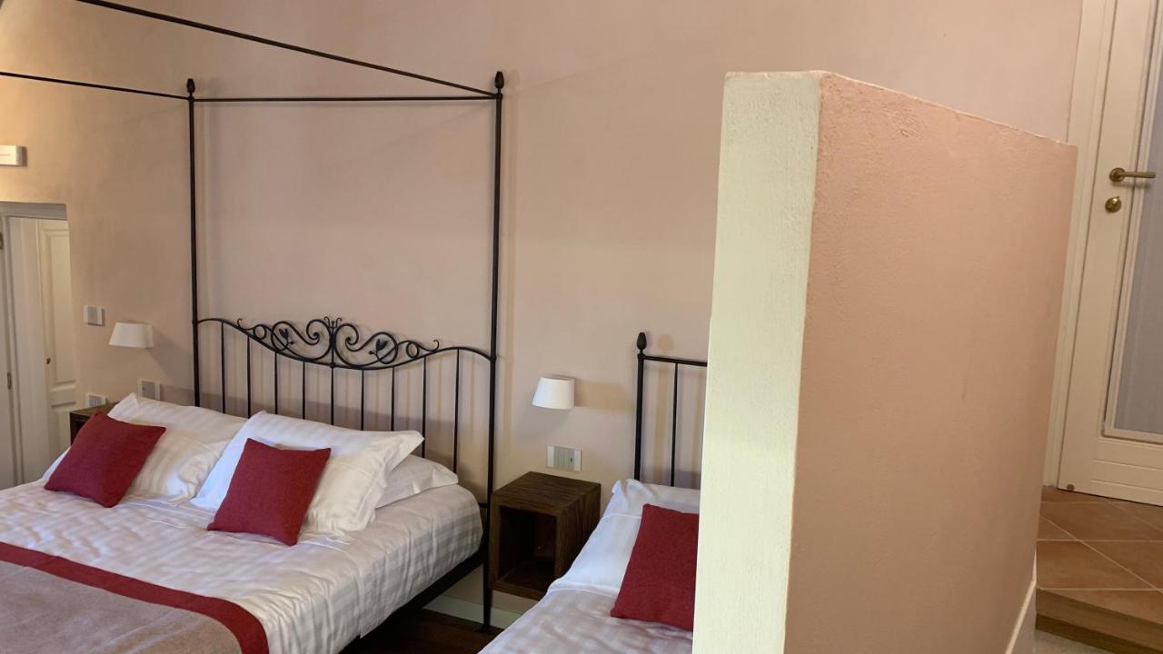 Dimora Del Leone Gaeta Bed & Breakfast Exterior photo