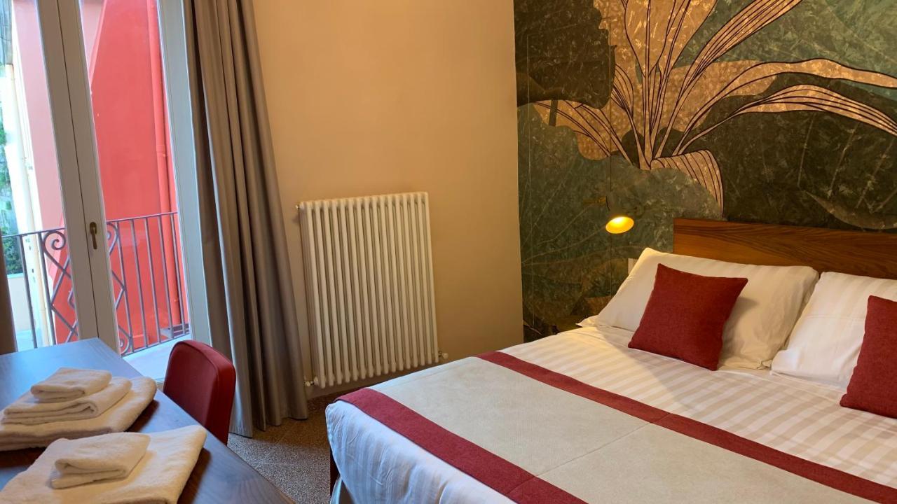 Dimora Del Leone Gaeta Bed & Breakfast Exterior photo