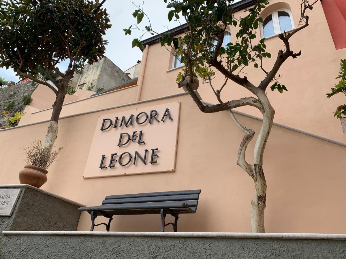 Dimora Del Leone Gaeta Bed & Breakfast Exterior photo