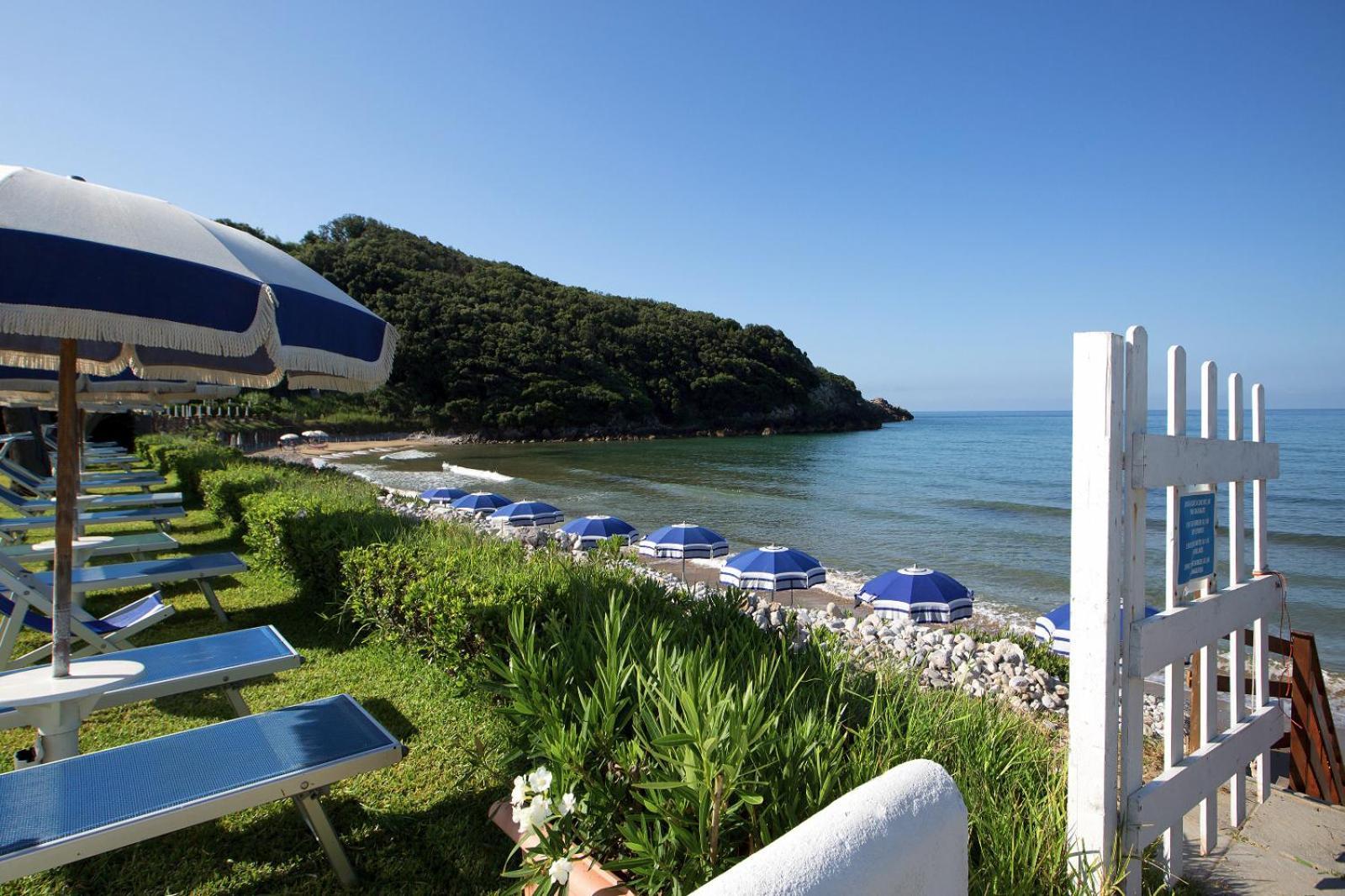 Dimora Del Leone Gaeta Bed & Breakfast Exterior photo